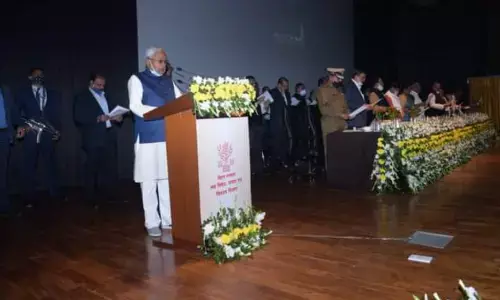 नशा मुक्ति दिवस कार्यक्रम मे सीएम नीतीश ने दिलाई शपथ नशा मुक्ति दिवस कार्यक्रम मे सीएम नीतीश ने दिलाई शपथ