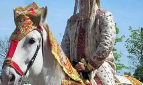 Rajasthan News: राजस्थान में नहीं थम रहे दलितों पर हमले, अब दलित दूल्हा घोड़े पर बैठा तो पथराव, 12 बाराती घायल