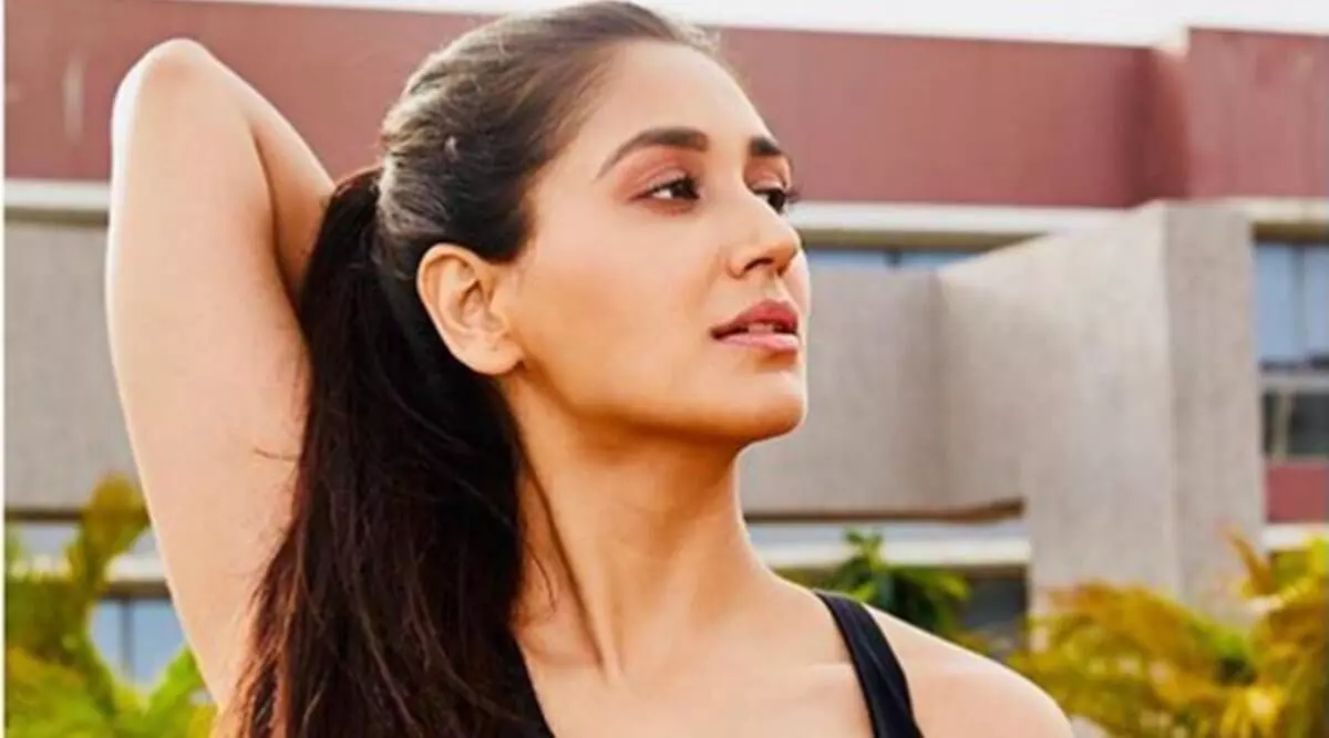 एक्ट्रेस Nikita Dutta संग सरेआम मुंबई की सड़क पर हुई ऐसी हरकत, अभी तक हैं सदमे में! एक्ट्रेस Nikita Dutta संग सरेआम मुंबई की सड़क पर हुई ऐसी हरकत, अभी तक हैं सदमे में!
