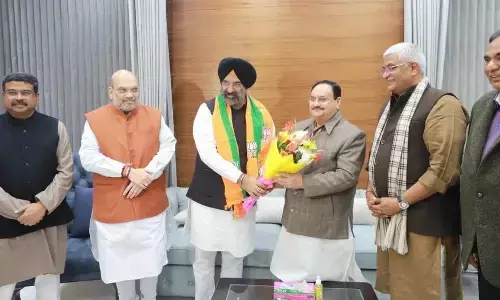 दिग्गज अकाली नेता और दिल्ली सिख गुरुद्वारा प्रबंधक कमेटी के निवर्तमान अध्यक्ष मनजिंदर सिंह सिरसा बीजेपी में हुए शामिल