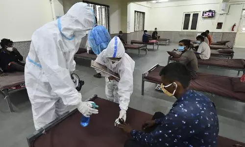 सतर्क रहें! ओमिक्रॉन ने भारत में दे दी है दस्तक, पहली बार कर्नाटक में 2 लोग पॉजिटिव मिले सतर्क रहें! ओमिक्रॉन ने भारत में दे दी है दस्तक, पहली बार कर्नाटक में 2 लोग पॉजिटिव मिले