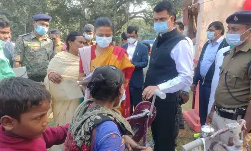 शारीरिक असक्षमता को रोड़ा न बनने दें-डीएम शारीरिक असक्षमता को रोड़ा न बनने दें-डीएम