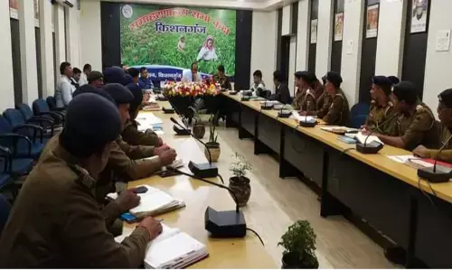 शराबबंदी अभियान में कार्य में शिथिलता बर्दास्त नहीं की जाएगी शराबबंदी अभियान में कार्य में शिथिलता बर्दास्त नहीं की जाएगी