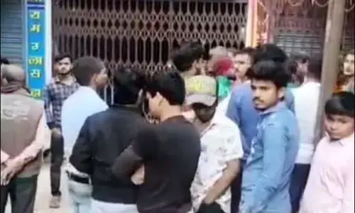 स्वर्ण व्यवसायी के घर में डकैती, 50 लाख रुपए संपत्ति की लूट स्वर्ण व्यवसायी के घर में डकैती, 50 लाख रुपए संपत्ति की लूट