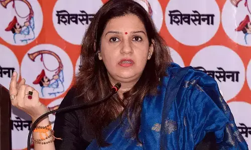 निलंबन से नाराज शिवसेना सांसद प्रियंका चतुर्वेदी ने संसद टीवी के एंकर पद से दिया इस्तीफा, बताई ये वजह