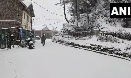 पहाड़ों पर बर्फबारी जारी: दिल्ली, यूपी समेत इन राज्यों में आज से बढ़ेगी सर्दी, बारिश का है अनुमान पहाड़ों पर बर्फबारी जारी: दिल्ली, यूपी समेत इन राज्यों में आज से बढ़ेगी सर्दी, बारिश का है अनुमान