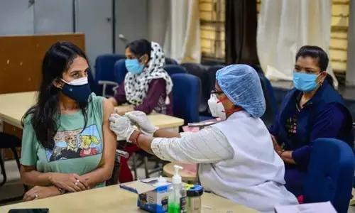 Vaccination in UP:यूपी में टीकाकरण 17 करोड़ पार, देश में बना नंबर वन