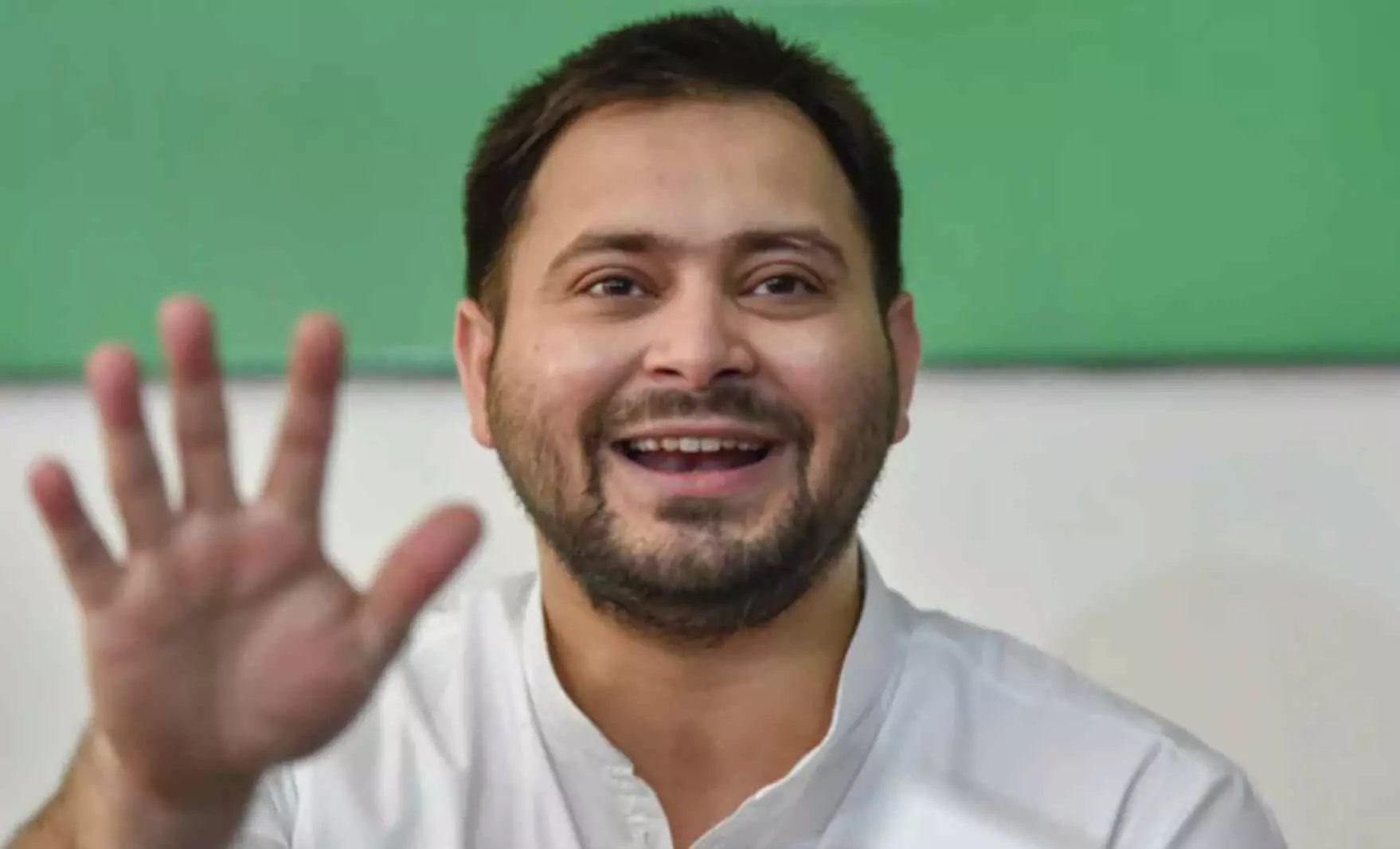 तेजस्वी यादव की शादी पक्की, दिल्ली में आज या कल होगी रिंग सेरेमनी, पूरा परिवार रहेगा मौजूद तेजस्वी यादव की शादी पक्की, दिल्ली में आज या कल होगी रिंग सेरेमनी, पूरा परिवार रहेगा मौजूद