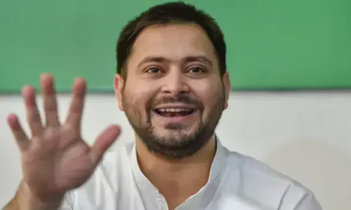 तेजस्वी यादव की शादी पक्की, दिल्ली में आज या कल होगी रिंग सेरेमनी, पूरा परिवार रहेगा मौजूद तेजस्वी यादव की शादी पक्की, दिल्ली में आज या कल होगी रिंग सेरेमनी, पूरा परिवार रहेगा मौजूद