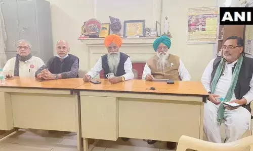 किसानों का आंदोलन हुआ स्थगित, सरकार से किसान नेता गुरनाम चढ़ूनी आंदोलन खत्म करने की रखी ये शर्त किसानों का आंदोलन हुआ स्थगित, सरकार से किसान नेता गुरनाम चढ़ूनी आंदोलन खत्म करने की रखी ये शर्त