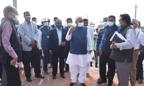 मुख्यमंत्री ने बख्तियारपुर भ्रमण कर विभिन्न योजनाओं का किया स्थलीय निरीक्षण और अधिकारियों को दिए आवश्यक निर्देश