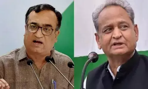 महारैलीकी सफलता से सोनिया बेहद प्रसन्न, अशोक गहलोत व अजय माकन को दी बधाई महारैलीकी सफलता से सोनिया बेहद प्रसन्न, अशोक गहलोत व अजय माकन को दी बधाई