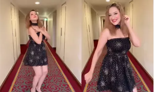 मिथुन चक्रवर्ती की बहू का डांस वीडियो वायरल