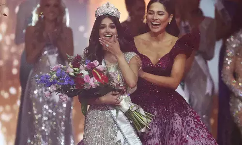 рд╣рд░рдирд╛рдЬрд╝ рд╕рдВрдзреВ (21) рдиреЗ рдорд┐рд╕ рдпреВрдирд┐рд╡рд░реНрд╕ 2021 рдХрд╛ рдЦрд┐рддрд╛рдм рдЬреАрддрд╛, 21 рд╕рд╛рд▓ рдмрд╛рдж рднрд╛рд░рдд рдХреА рдмреНрдпреВрдЯреА рдХреНрд╡реАрди рдХрд╛ рджрд┐рдЦрд╛ рдЬрд▓рд╡рд╛ рд╣рд░рдирд╛рдЬрд╝ рд╕рдВрдзреВ (21) рдиреЗ рдорд┐рд╕ рдпреВрдирд┐рд╡рд░реНрд╕ 2021 рдХрд╛ рдЦрд┐рддрд╛рдм рдЬреАрддрд╛, 21 рд╕рд╛рд▓ рдмрд╛рдж рднрд╛рд░рдд рдХреА рдмреНрдпреВрдЯреА рдХреНрд╡реАрди рдХрд╛ рджрд┐рдЦрд╛ рдЬрд▓рд╡рд╛