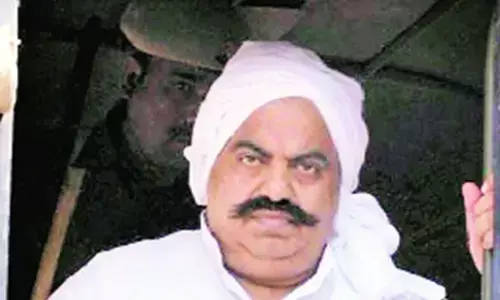 अतीक अहमद पर ED का शिकंजा, जब्त की 8.14 करोड़ की संपत्ति अतीक अहमद पर ED का शिकंजा, जब्त की 8.14 करोड़ की संपत्ति