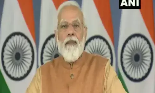 पराली जलाने वालों को PM नरेंद्र मोदी की नसीहत पराली जलाने वालों को PM नरेंद्र मोदी की नसीहत