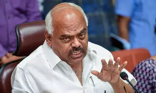 रेप होना ही है, तो लेटो और मजे लो…कांग्रेस MLA की भद्दी बात पर भड़के सोशल मीडिया यूजर्स, बोले- सार्वजनिक माफी मांगें रेप होना ही है, तो लेटो और मजे लो…कांग्रेस MLA की भद्दी बात पर भड़के सोशल मीडिया यूजर्स, बोले- सार्वजनिक माफी मांगें