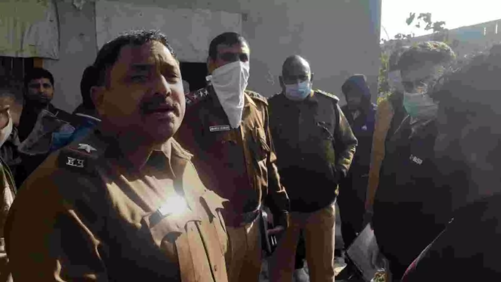 हरियाणा में दिल दहलाने वाली वारदात? एक ही परिवार के 5 लोगों की मौत, पत्नी और 3 बच्चों की हत्या कर जान दी, मोक्ष के लिए किया कत्लेआम? हरियाणा में दिल दहलाने वाली वारदात? एक ही परिवार के 5 लोगों की मौत, पत्नी और 3 बच्चों की हत्या कर जान दी, मोक्ष के लिए किया कत्लेआम?