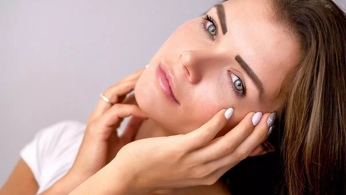 Skin Care Tips In Winters: शीत ऋतु में रूखी हो रही त्वचा को कोमल और स्निग्ध बनाने के लिए 7 अचूक टिप्स! Skin Care Tips In Winters: शीत ऋतु में रूखी हो रही त्वचा को कोमल और स्निग्ध बनाने के लिए 7 अचूक टिप्स!
