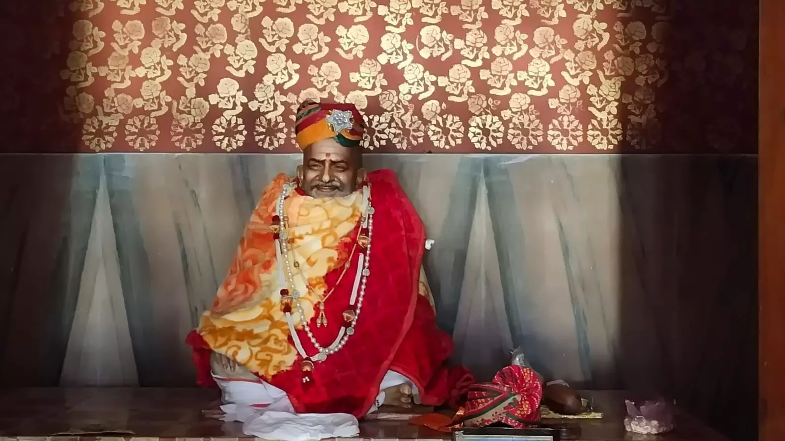 बाबा नीम करौली का जन्मस्थान फिरोजाबाद है, बाबा नीम करौली की जीवनी बाबा नीम करौली का जन्मस्थान फिरोजाबाद है, बाबा नीम करौली की जीवनी
