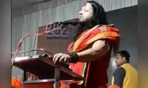 कालीचरण बोले- मैं गांधी का विरोधी हूं, मुझे फांसी भी दे दो तो बात वापस नहीं लूंगा