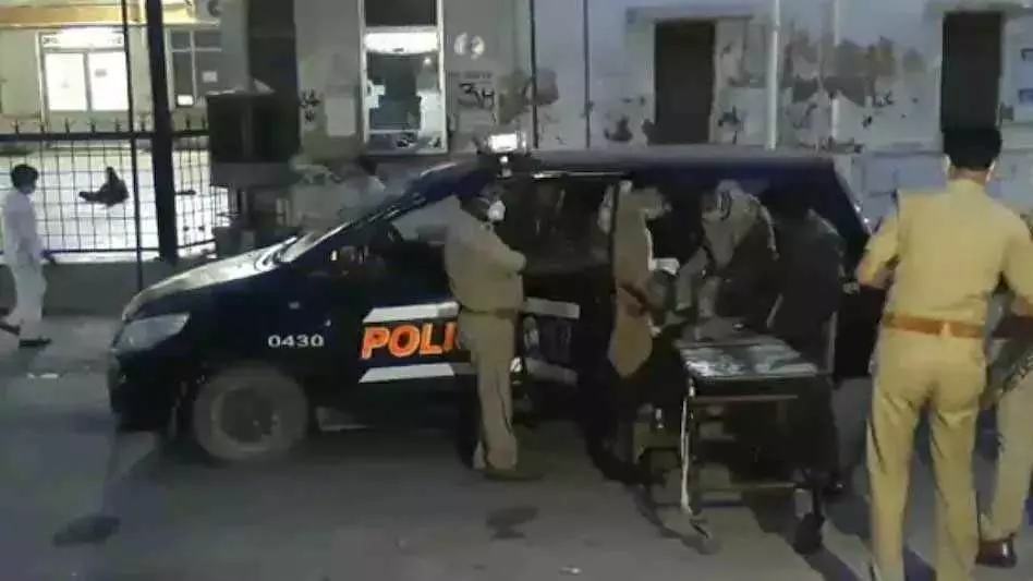 पुल के नीचे मिली लड़की की लाश, हुआ हैरान करने वाला खुलासा! पुल के नीचे मिली लड़की की लाश, हुआ हैरान करने वाला खुलासा!
