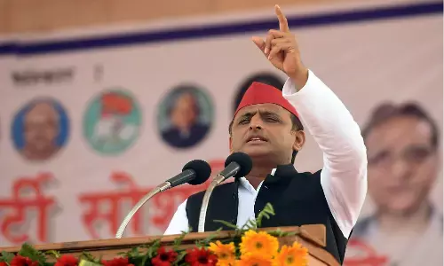 अखिलेश ने कहा,चुनाव को प्रभावित कराने के लिए यूपी के बाहर के नेताओं को भाजपा ने बुलाया अखिलेश ने कहा,चुनाव को प्रभावित कराने के लिए यूपी के बाहर के नेताओं को भाजपा ने बुलाया