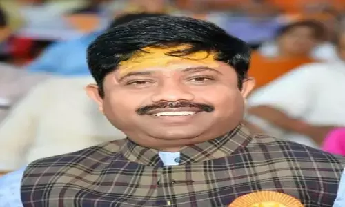 मंत्री नंद गोपाल नंदी बोले- अखिलेश यादव को थूक कर चाटते है, मुस्लिमों को ठगते हैं