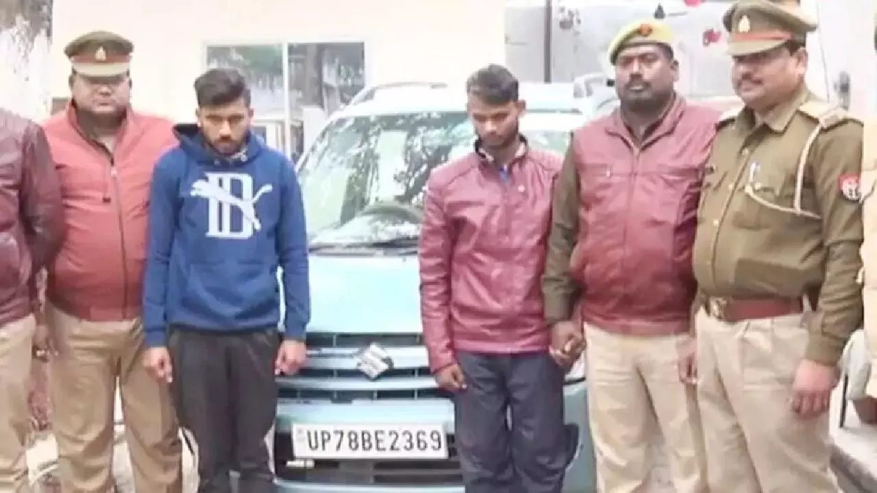 UP Crime News : सनकी आशिक ने एकतरफा प्यार में कर दी लड़की की हत्या, शव के साथ घूमते रहे कार में, गिरफ्तार