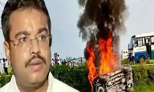 рд▓рдЦреАрдордкреБрд░ рд╣рд┐рдВрд╕рд╛ рдорд╛рдорд▓реЗ рдореЗрдВ 14 рдЖрд░реЛрдкрд┐рдпреЛрдВ рдХреЗ рдЦрд┐рд▓рд╛рдл рдЪрд╛рд░реНрдЯрд╢реАрдЯ рджрд╛рдЦрд┐рд▓, рдЖрд╢реАрд╖ рдорд┐рд╢реНрд░ рдХреЛ рдмрддрд╛рдпрд╛ рдореБрдЦреНрдп рдЖрд░реЛрдкреА рд▓рдЦреАрдордкреБрд░ рд╣рд┐рдВрд╕рд╛ рдорд╛рдорд▓реЗ рдореЗрдВ 14 рдЖрд░реЛрдкрд┐рдпреЛрдВ рдХреЗ рдЦрд┐рд▓рд╛рдл рдЪрд╛рд░реНрдЯрд╢реАрдЯ рджрд╛рдЦрд┐рд▓, рдЖрд╢реАрд╖ рдорд┐рд╢реНрд░ рдХреЛ рдмрддрд╛рдпрд╛ рдореБрдЦреНрдп рдЖрд░реЛрдкреА