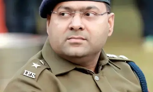तेज तर्रार आईपीएस अजय कुमार बने प्रयागराज के एसएसपी तेज तर्रार आईपीएस अजय कुमार बने प्रयागराज के एसएसपी