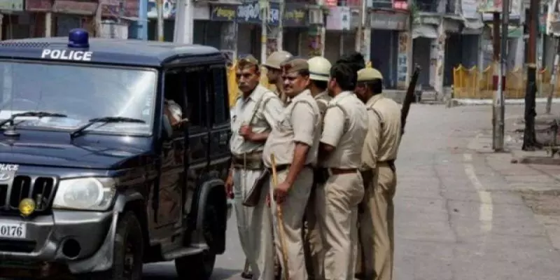 UP: 15 पुलिस अधिकारियों का तबादला, 9 इंस्पेक्टर का प्रमोशन