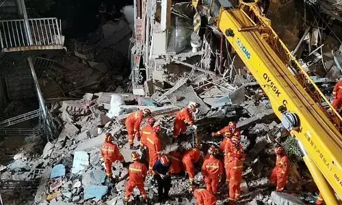 चीन में बड़ा हादसा, चोंगकिंग के कैफेटेरिया में विस्फोट से 16 लोगों की मौत, कई घायल चीन में बड़ा हादसा, चोंगकिंग के कैफेटेरिया में विस्फोट से 16 लोगों की मौत, कई घायल