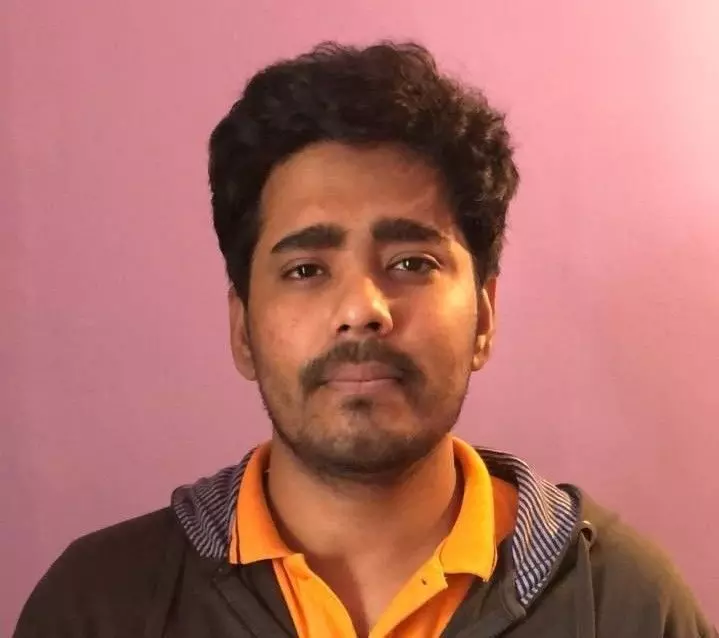सुल्ली डील्स का मास्टरमाइंड बीसीए का छात्र इंदौर से गिरफ्तार सुल्ली डील्स का मास्टरमाइंड बीसीए का छात्र इंदौर से गिरफ्तार