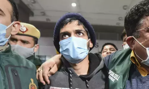 Bulli bai App के मास्टरमाइंड ने खुदकुशी का किया प्रयास, कई बड़े राज उगले Bulli bai App के मास्टरमाइंड ने खुदकुशी का किया प्रयास, कई बड़े राज उगले