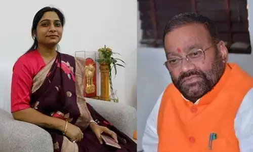 सपा नेता स्वामी प्रसाद मौर्य की बेटी भाजपा सांसद संघमित्रा मौर्य ने उठ रहे सवालों पर दिया जवाब सपा नेता स्वामी प्रसाद मौर्य की बेटी भाजपा सांसद संघमित्रा मौर्य ने उठ रहे सवालों पर दिया जवाब