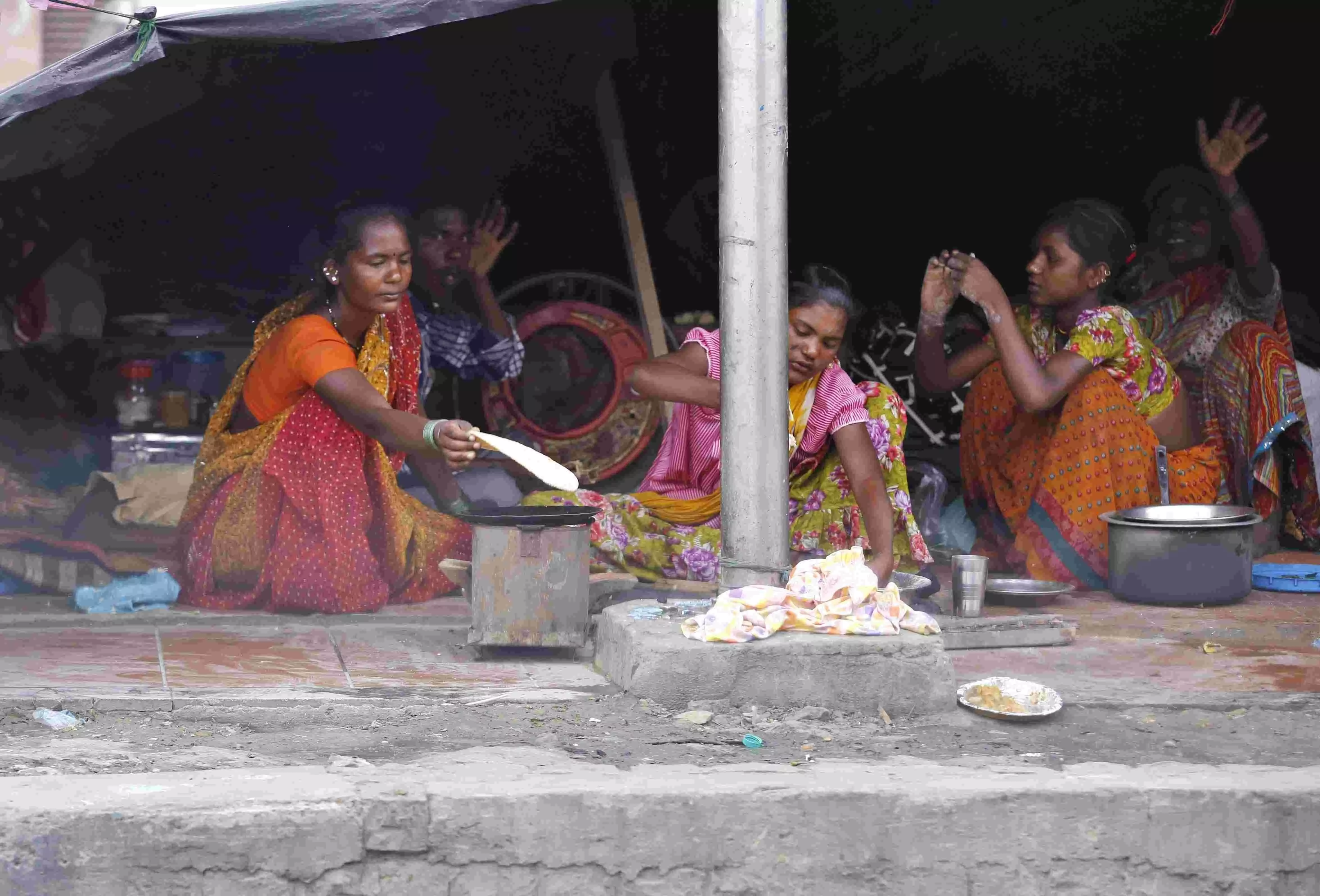Common Indian become poor: हकीकत और दावों के बीच आम भारतीय तो गरीब हुआ है