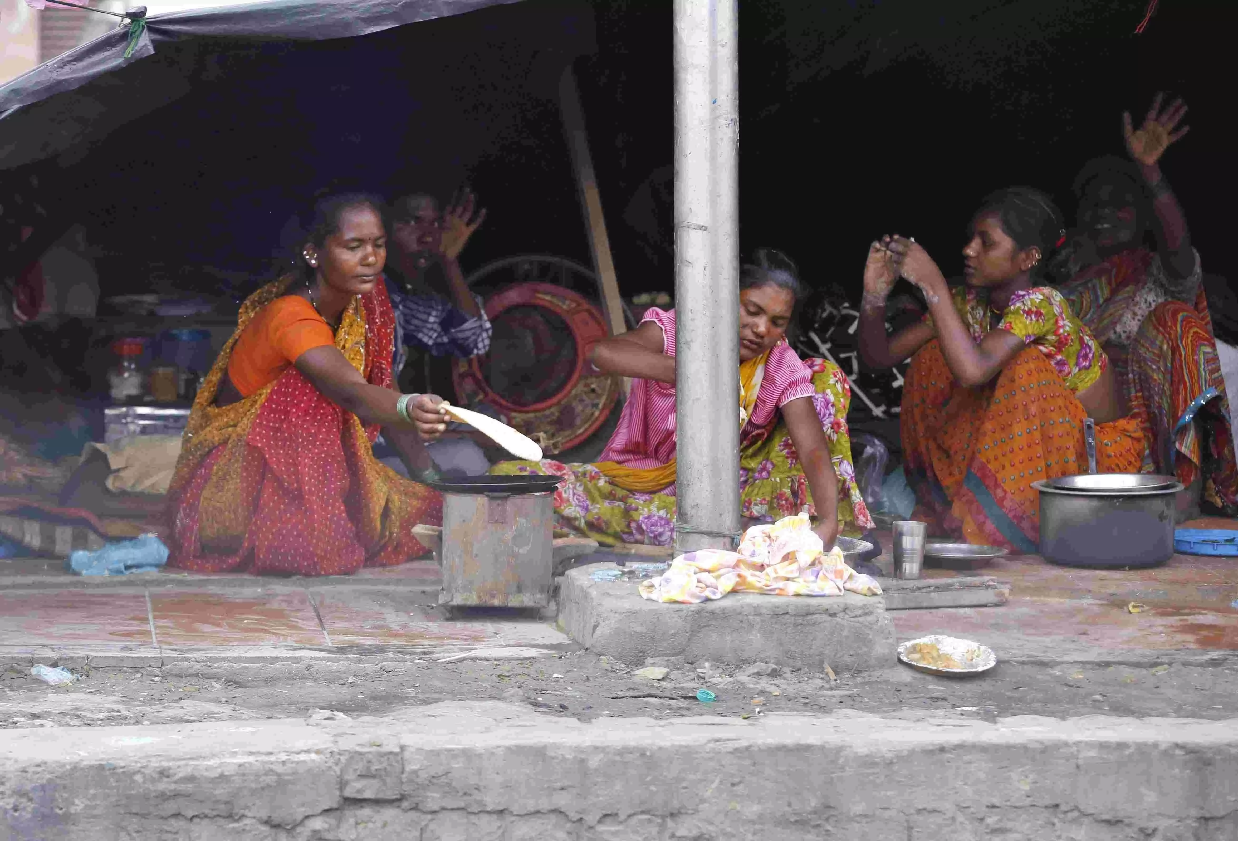 Common Indian become poor: हकीकत और दावों के बीच आम भारतीय तो गरीब हुआ है Common Indian become poor: हकीकत और दावों के बीच आम भारतीय तो गरीब हुआ है