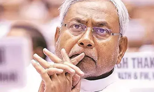 Nitish Kumar Latest Updates: बिहार की करवट बदलती सियासत, इन तीन विंदुओं में है रहस्य क्या होगा अगला प्रोग्राम नीतीश कुमार का! Nitish Kumar Latest Updates: बिहार की करवट बदलती सियासत, इन तीन विंदुओं में है रहस्य क्या होगा अगला प्रोग्राम नीतीश कुमार का!