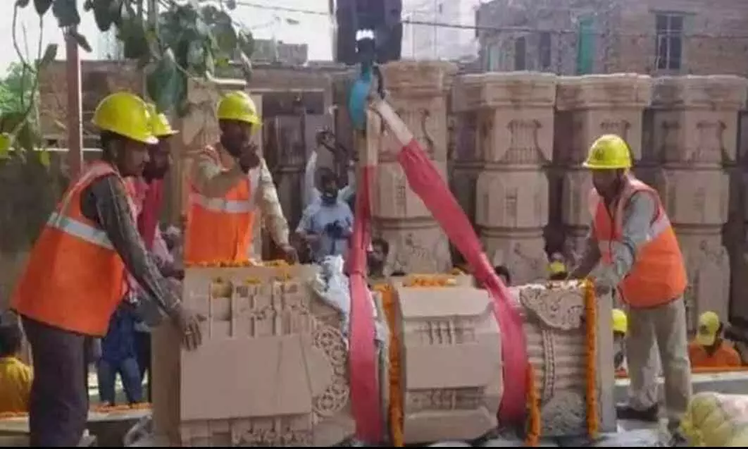 अयोध्या के राममंदिर में लगेंगे 400 नक्काशीदार खंबे, विघ्नबाधा निवारण के लिए शुरू हुआ अनुष्ठान