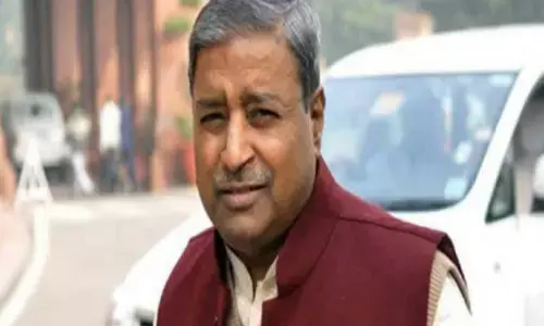अयोध्या से विनय कटियार को बीजेपी प्रत्याशी बनाने की पैरवी कर रहे संत अयोध्या से विनय कटियार को बीजेपी प्रत्याशी बनाने की पैरवी कर रहे संत
