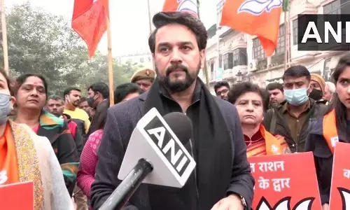 डोर-टू-डोर कैंपेन पर निकले अनुराग ठाकुर ने अखिलेश पर कसा तंज, बोले- 10 मार्च को ये कहेंगे... डोर-टू-डोर कैंपेन पर निकले अनुराग ठाकुर ने अखिलेश पर कसा तंज, बोले- 10 मार्च को ये कहेंगे...