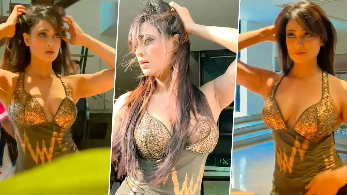 Shweta Tiwari ने कराया अपना बेहद बोल्ड फोटोशूट, Sexy Video इंटरनेट पर उड़ा रहा फैंस के होश