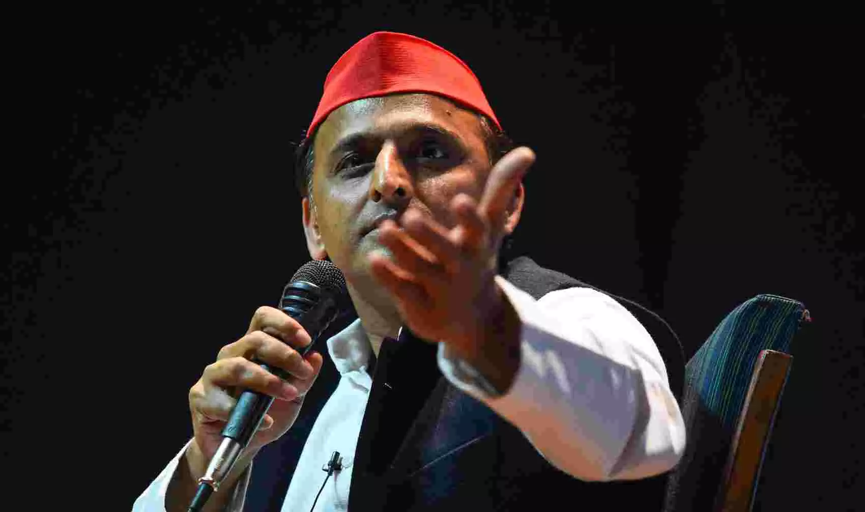 फ्री राशन योजना को लेकर अखिलेश यादव ने बताई बड़ी सच्चाई फ्री राशन योजना को लेकर अखिलेश यादव ने बताई बड़ी सच्चाई