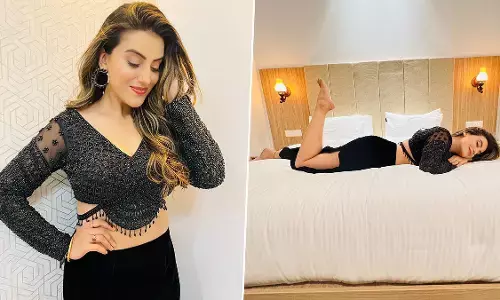 Akshara Singh ने बेड पर लेटकर पोस्ट की बेहद सेक्सी फोटो, फैंस बोले ये तो ब्लैक ब्यूटी हैं!