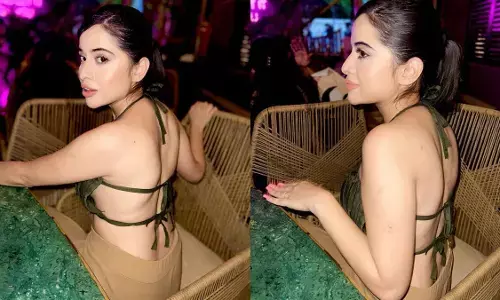 Urfi Javed ने बैकलेस ड्रेस में पोस्ट की बेहद बोल्ड फोटो, फैंस भी हुए दंग