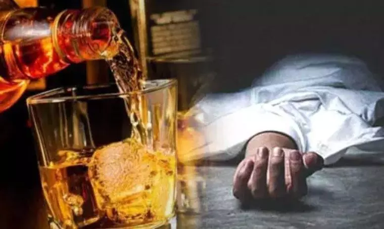 Rae Bareli News: रायबरेली में जहरीली शराब ने लूटी खुशियां, अभी तक सात लोगों की मौत, प्रशासन मौके पर