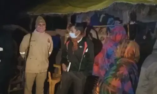 Rae Bareli News: रायबरेली में जहरीली शराब पीने से आधा दर्जन लोगों की मौत Rae Bareli News: रायबरेली में जहरीली शराब पीने से आधा दर्जन लोगों की मौत