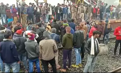 छात्रों आपका क्या कहना है, एनटीपीसी सीबीटी-1 परिणाम पर रेलवे का स्पष्टीकरण ? छात्रों आपका क्या कहना है, एनटीपीसी सीबीटी-1 परिणाम पर रेलवे का स्पष्टीकरण ?
