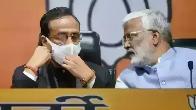 डिप्टी CM दिनेश शर्मा और UP BJP चीफ इस बार नहीं लड़ेंगे चुनाव, जानिए क्या है वजह डिप्टी CM दिनेश शर्मा और UP BJP चीफ इस बार नहीं लड़ेंगे चुनाव, जानिए क्या है वजह